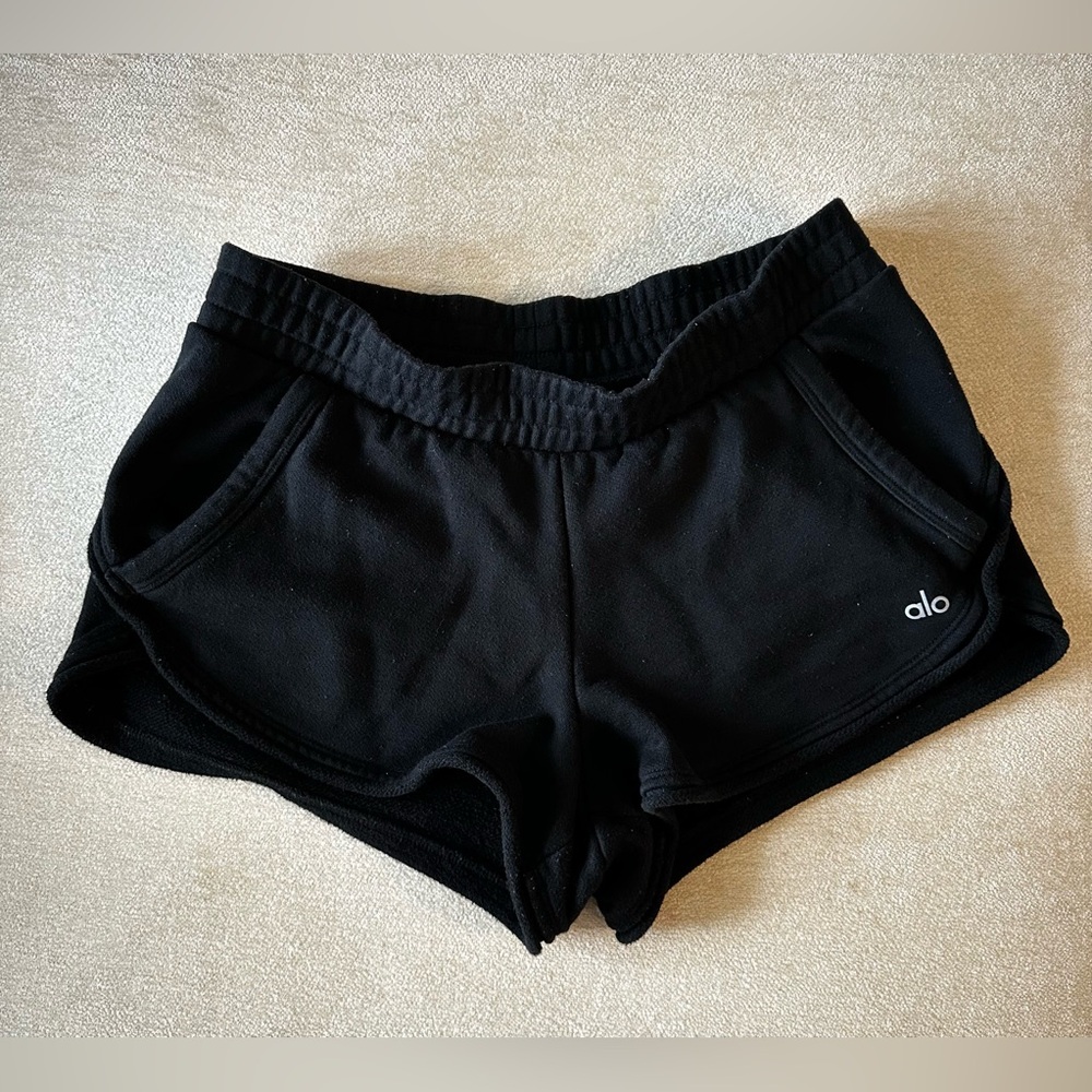 ALO Yoga Women's Classic Black Athletic Shorts